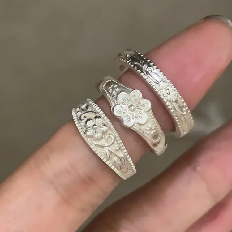 925银戒指 中式复古花纹戒指女通体银小众设计感老式梅花缠绕