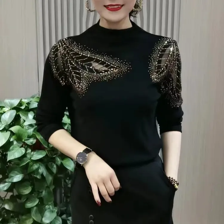 秋冬新款时尚洋气韩版打底衫半高领镂空烫钻气质显瘦长袖百搭小衫