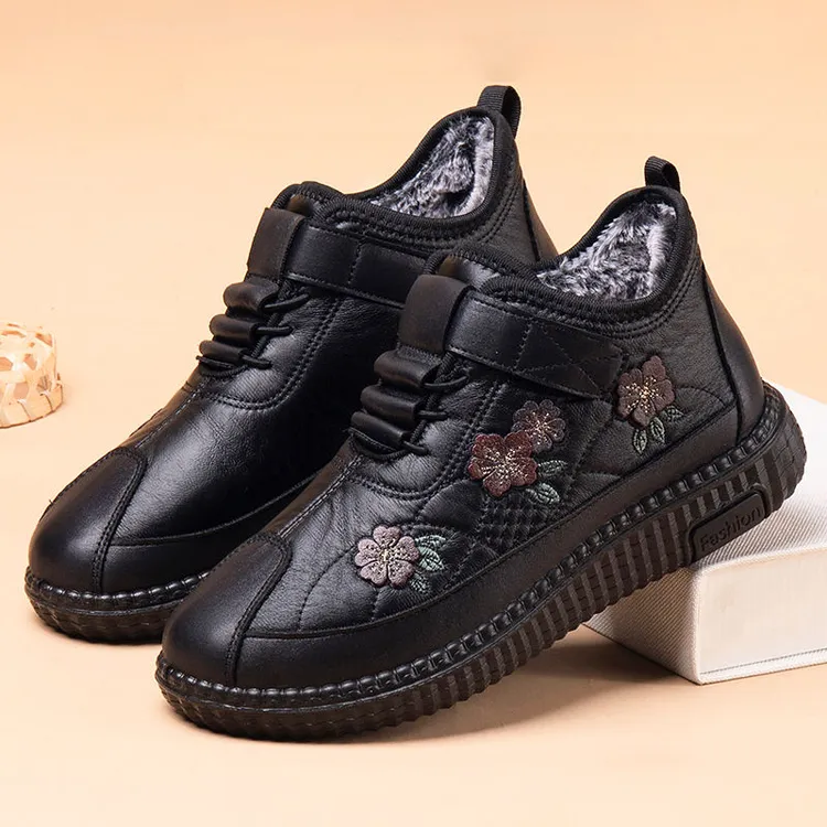 厚绒毛中老年加绒加厚保暖妈妈棉鞋冬季新款皮面防水防滑雪地靴子