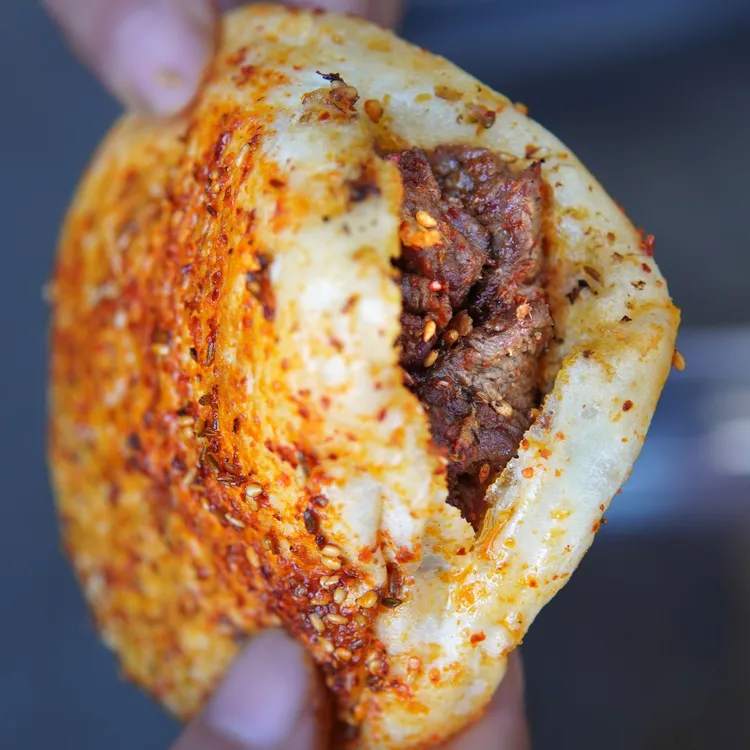 饼夹串拍3套送3个烤饼包邮东北佳木斯老式烧烤牛肉串孜然烤饼真空