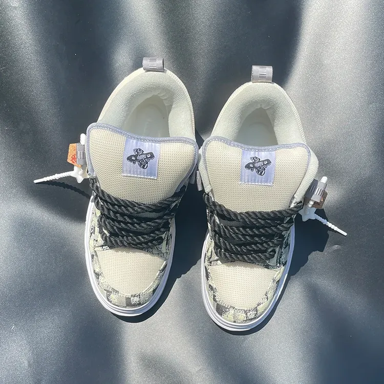 高颜值珍珠黄棋盘格面包鞋厚鞋舌爆款情侣款板鞋时尚休闲鞋帆布鞋