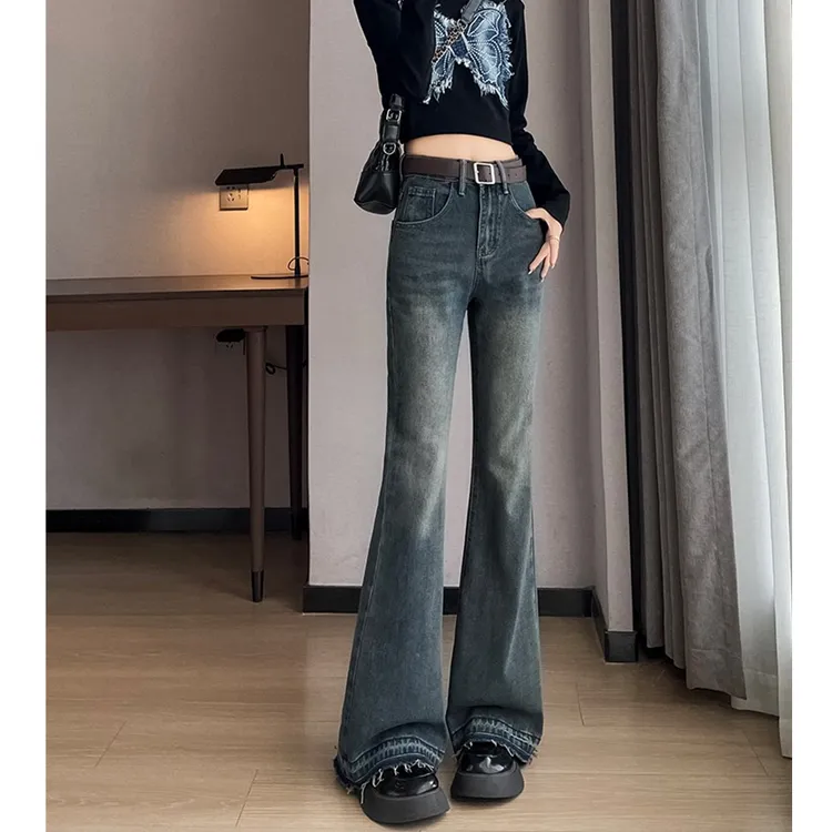 微喇牛仔裤女2024年新款春秋高腰显高显瘦复古爆款设计感喇叭裤子