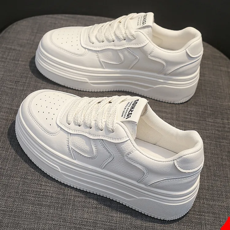 厚底小白鞋女爆款2025秋季新款时尚百搭网红休闲运动鞋学生板鞋女