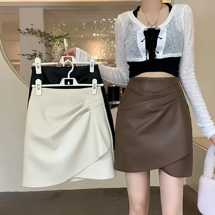 PU皮半身裙女秋冬新款高腰显瘦韩版洋气时尚纯欲风短裙不规则皮裙