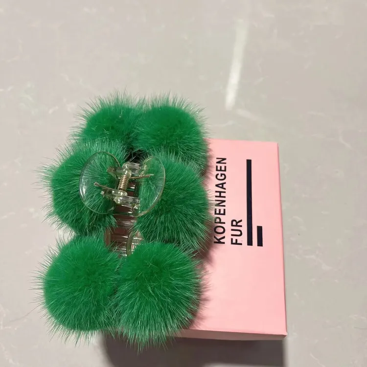 新款发卡时尚款   颜色多多支持定做轻奢气质百搭以直播间为准