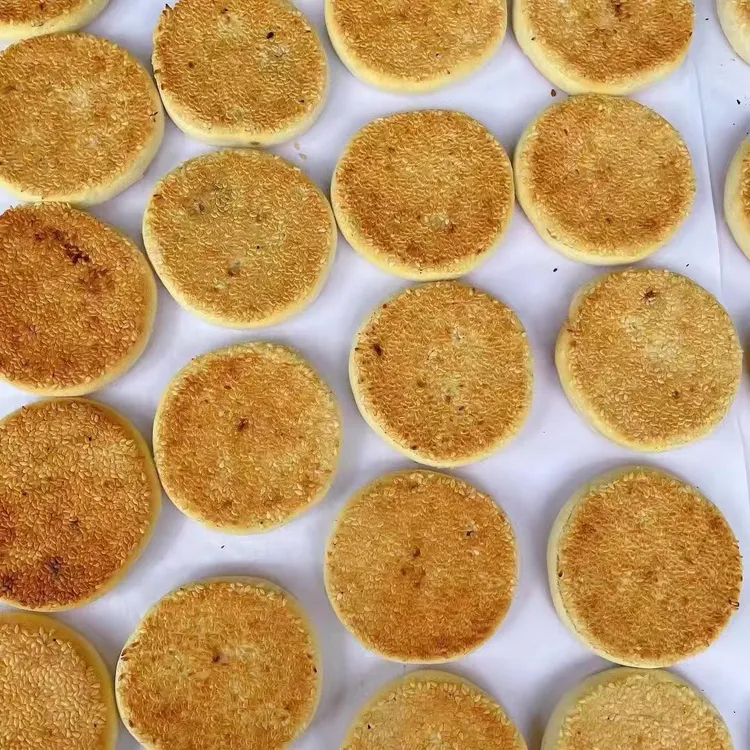 贵州村超榕江特产寨蒿麻饼老式美食