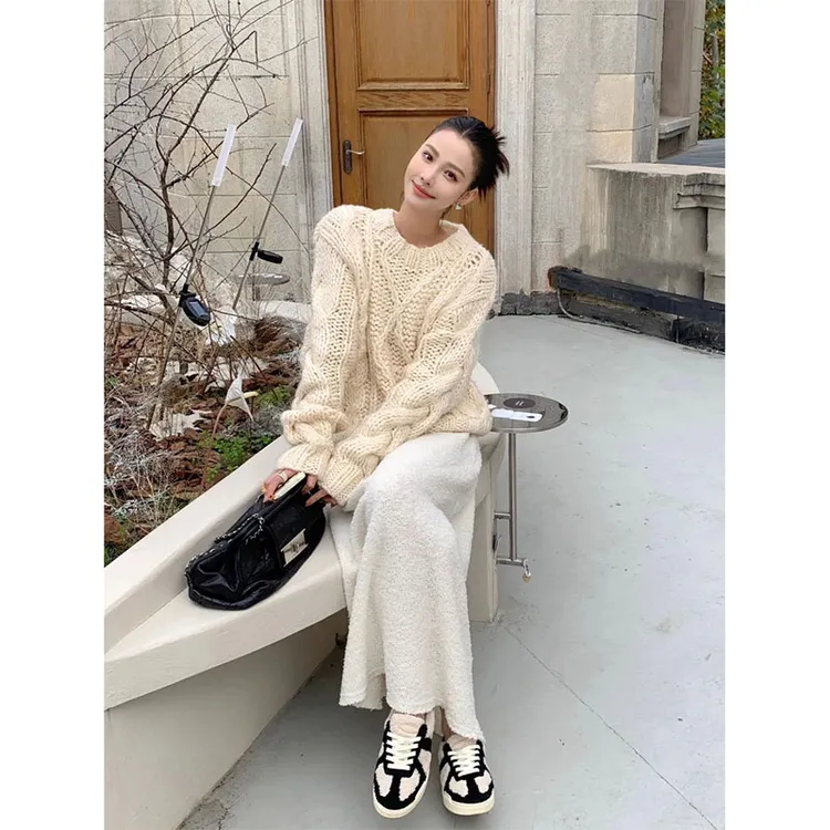 2024秋冬新款简约高级感气质绞花长袖针织毛衣高腰显瘦休闲半身裙