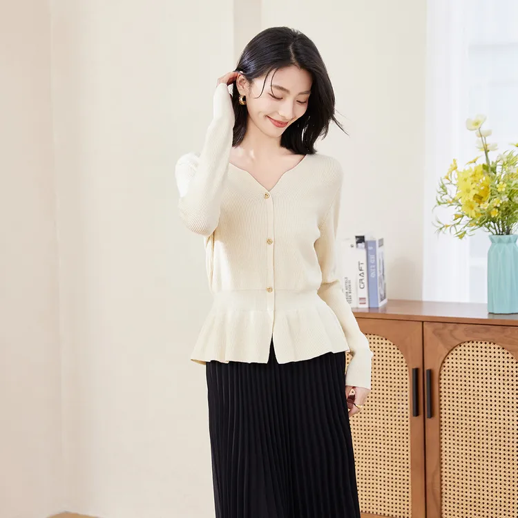 OSA/欧莎 腰精毛衣显瘦坑条V领显瘦收腰毛衣打底衫女S123D16022