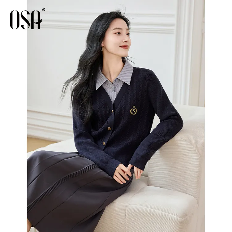 OSA/欧莎 学院风假两件针织衫女韩系衬衫领刺绣上衣S124D16001