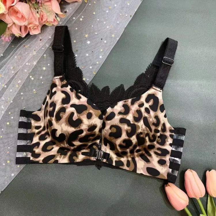 新款女士美背前搭扣文胸加厚款聚拢小胸上托收副乳无钢圈性感美背