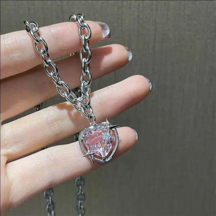 合金项链 桃色星系爱心项链女轻奢小众高级感镶嵌ins锁骨链闺百搭