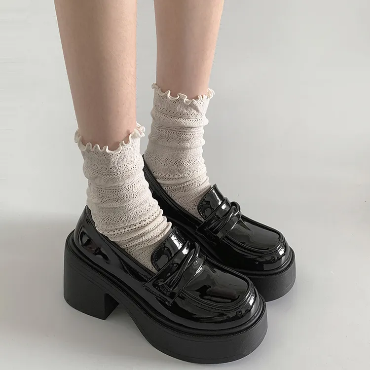 黑色英伦风百搭高跟厚底小皮鞋女2025新款春秋一脚蹬增高乐福单鞋