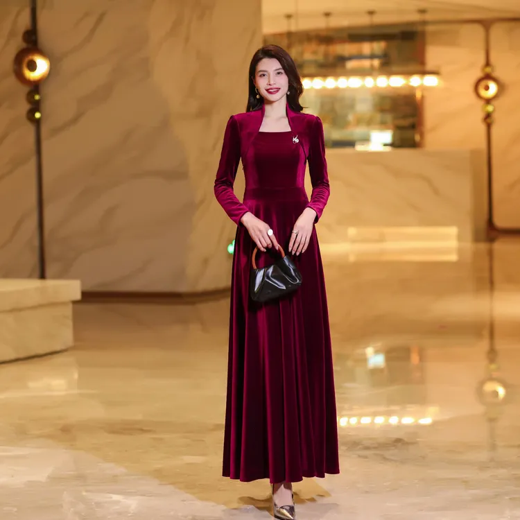 2025新高密金丝绒喜婆婆连衣裙长款显瘦高腰大裙摆连衣裙2336酒红