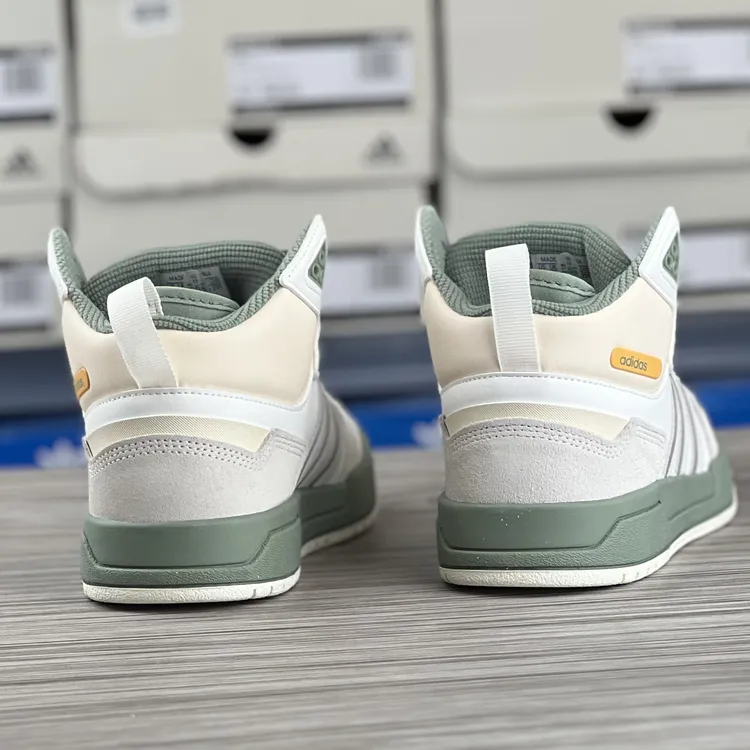 Adidas阿迪达斯复古高帮鞋秋冬潮鞋百搭运动鞋休闲鞋板鞋IG1572