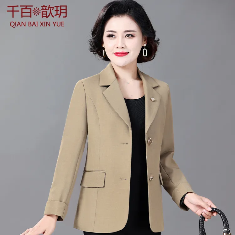 中年妈妈春秋短外套小个子洋气西服上衣新款中老年女装春季小西装