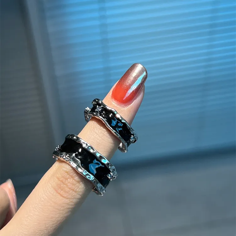 925银合成锆石戒指 王鹤棣同款黑色滴胶戒指情侣对戒轻奢时尚百搭