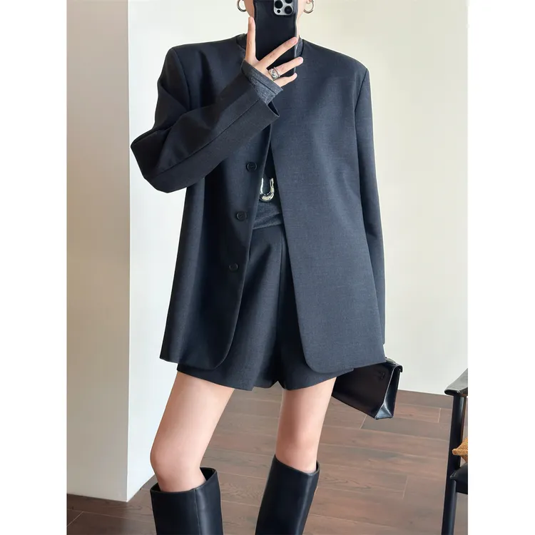 2025韩系高级感宽松无领暗扣西装外套+分割线短裤秋季时髦两件套