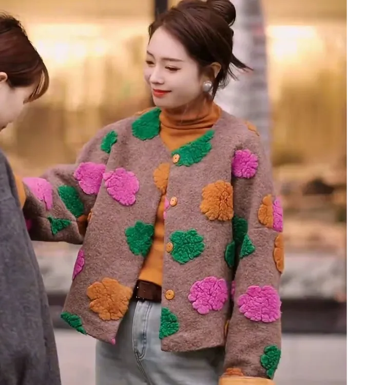 立体花朵圆领小众设计感棉服女2024秋冬新款韩版洋气减龄短外套