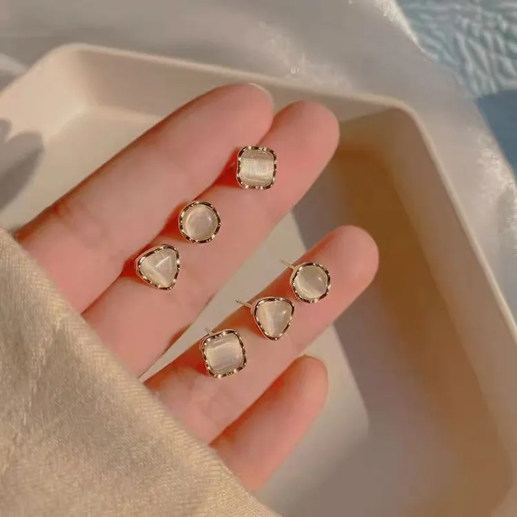 合金耳饰 猫猫石耳钉女新款潮设计感复古几何精致小巧耳环轻奢