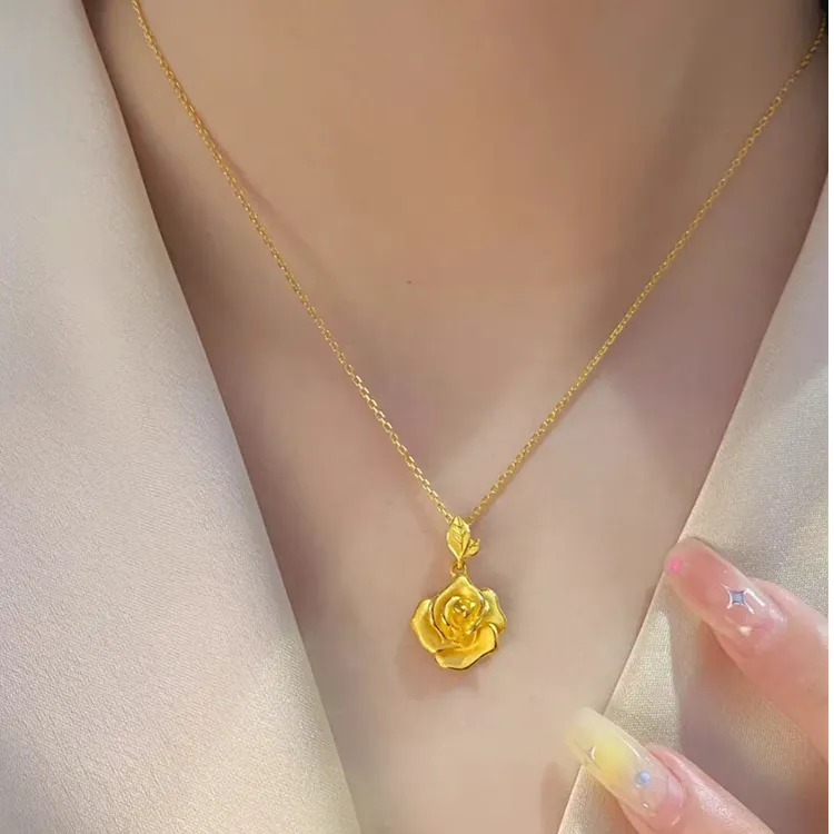 钛钢项链 高级感不掉色玫瑰花项链女款精美时尚百搭锁骨链ins