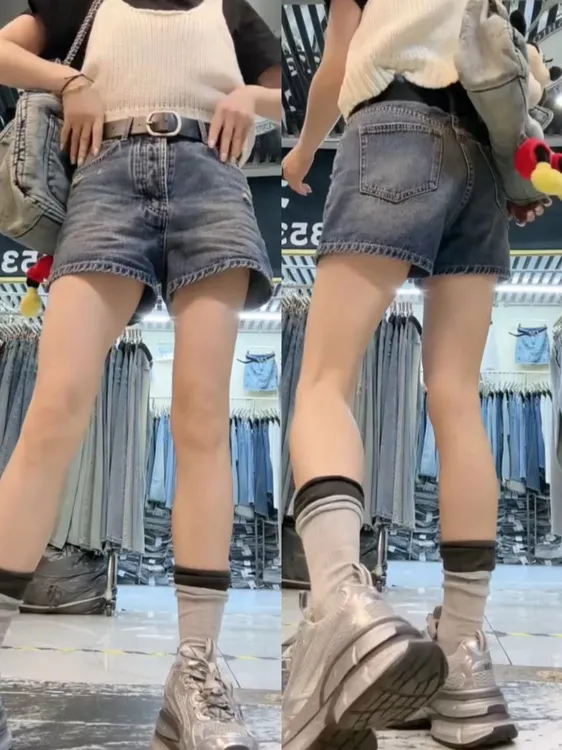 飞芊娅夏季薄款洋气时髦牛仔短裤女新款高腰显瘦弹力a字四分短裤