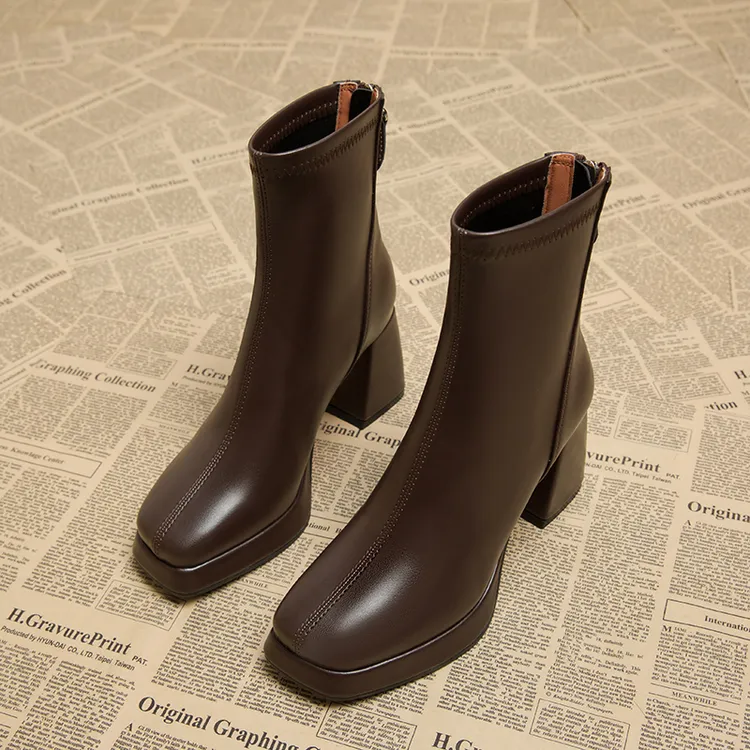 法式短靴女高跟粗跟ins英伦风方头秋冬女靴防水台显高显瘦弹力靴