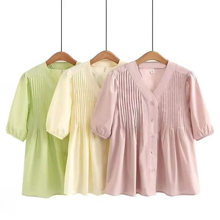 加肥加大码女装胖mm2024夏装减龄休闲褶皱短袖女T恤别致V领上衣