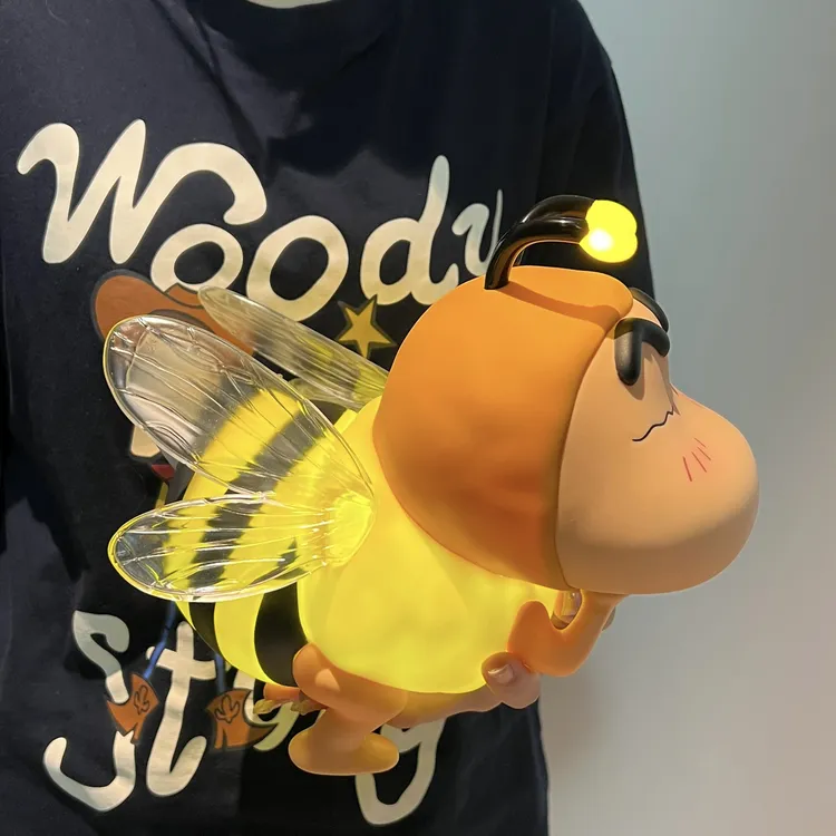 【拾壹】蜡笔小新手办潮玩蜜蜂小新大号摆件情人礼物居家摆件夜灯