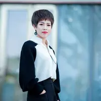 71号潮款奶奶灰狗啃式假发