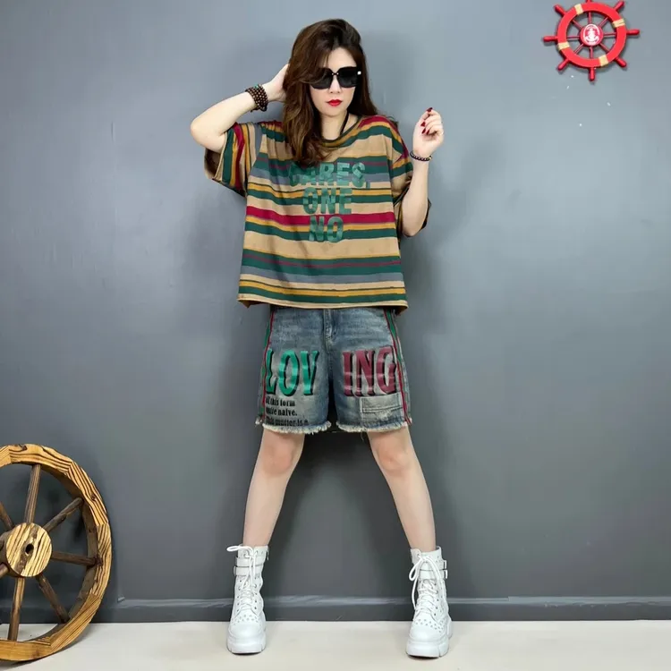 欧货2025夏季洋气百搭圆领条纹T恤复古怀旧字母牛仔短裤女套