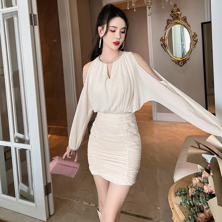 6163 时尚性感法式收腰褶皱气质长袖露肩设计感名媛连衣裙小众