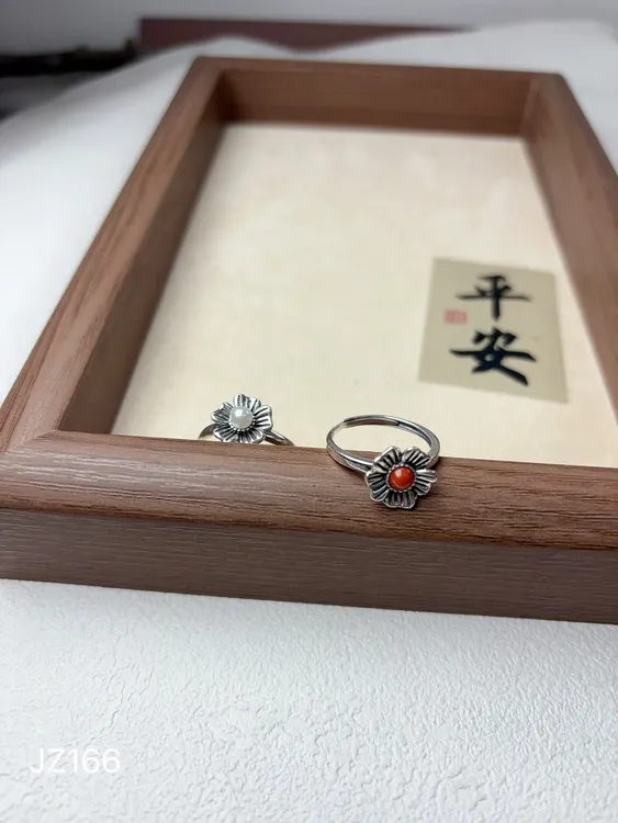 925银银制品 纯银花朵精致小戒指民族风