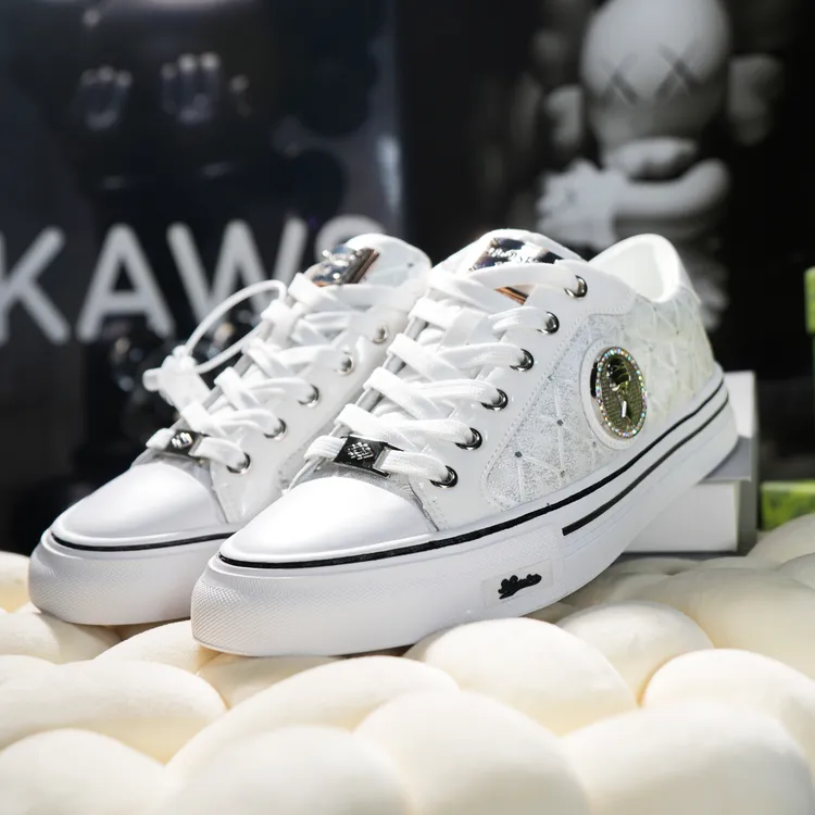 GUCL【男士轻奢】纯手工三色奥地利彩钻时尚透气凉感百搭男士板鞋