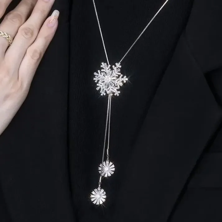 钛钢项链 灵动旋转锆石雪花毛衣链女2023年新款潮气质高级感项链