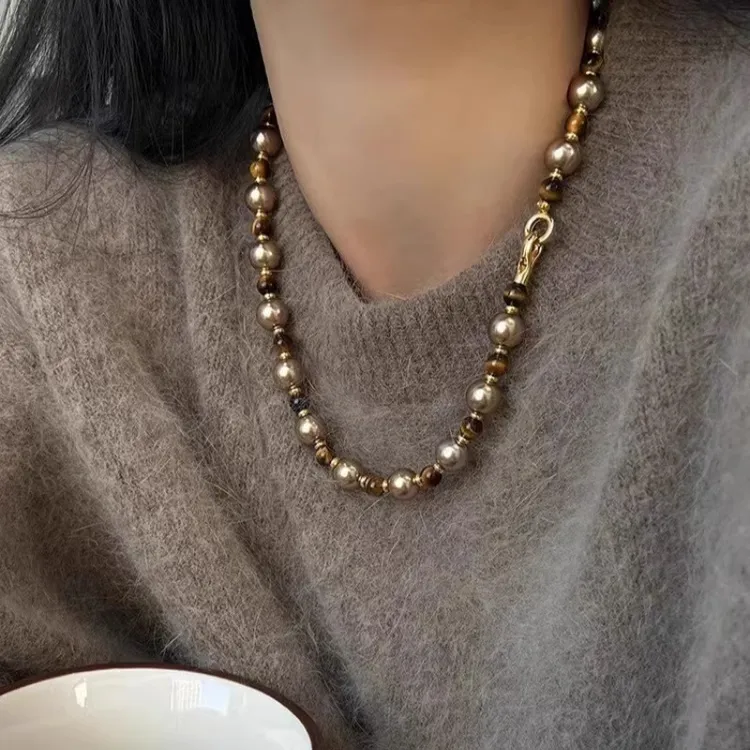 铜合金项链 秋冬美拉德摩卡金棕珠珠混彩项链轻奢小众毛衣链女潮 