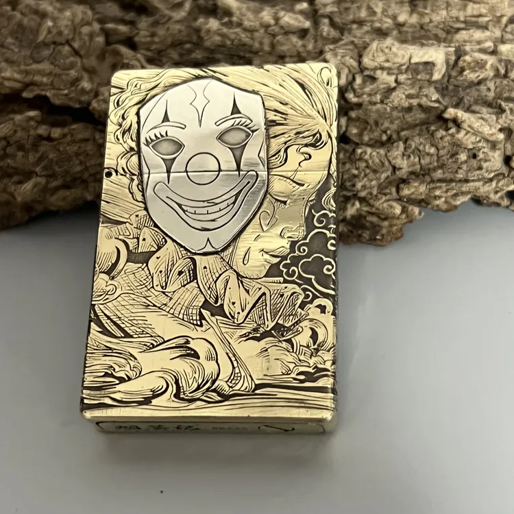 烟芸记煤油打火机超薄小重甲ZL8同款面具笑面人生五面满雕送男友