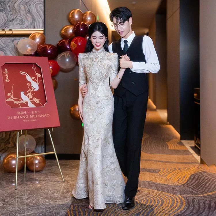 秋冬订婚小礼服女敬酒服新娘新款长款中式旗袍高级感鱼尾连衣裙