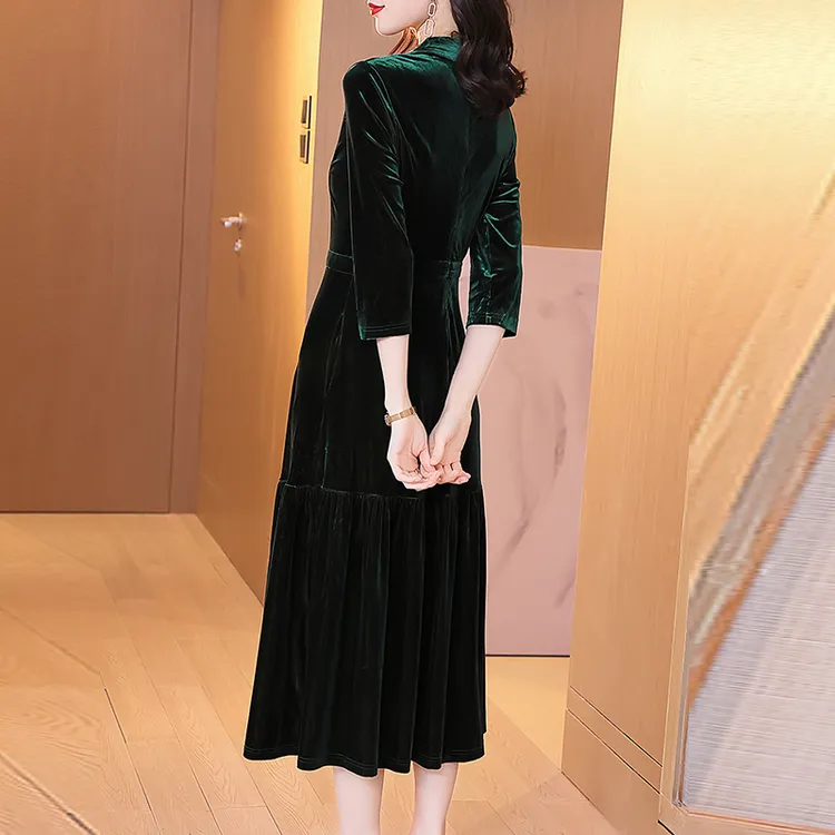 长袖修身丝绒连衣裙春秋季2024新款气质收腰显瘦金丝绒长裙女1110