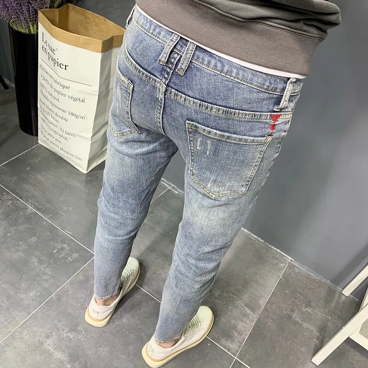 男士牛仔裤男秋冬浅色美式高街复古刺绣潮牌弹力修身舒适小脚裤子
