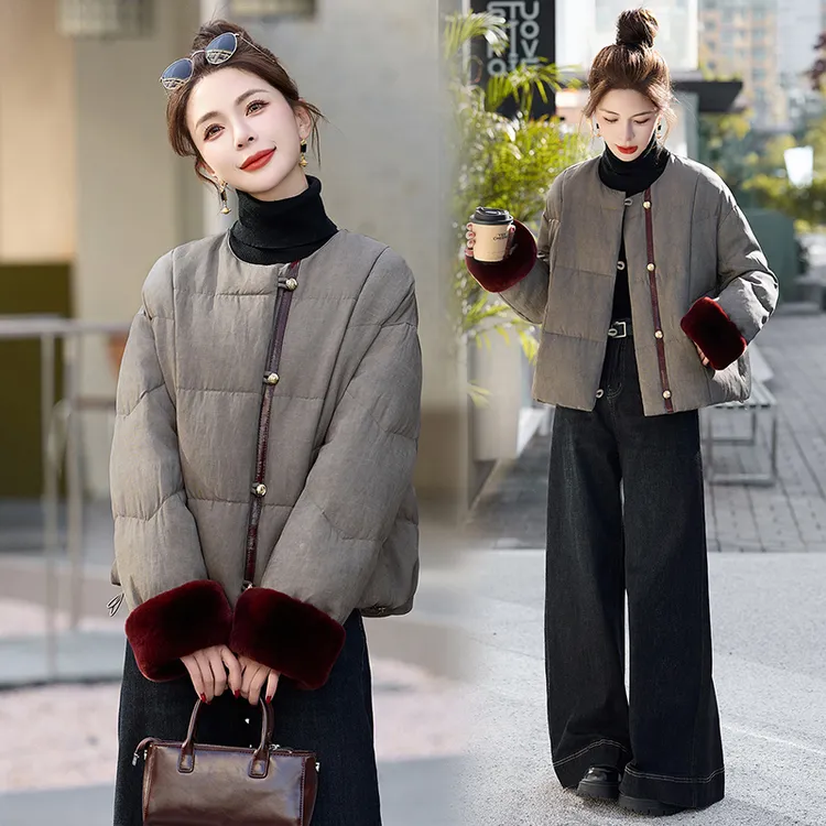 新中式国风短款羽绒服女2025冬季新款复古毛绒拼接白鸭绒保暖外套