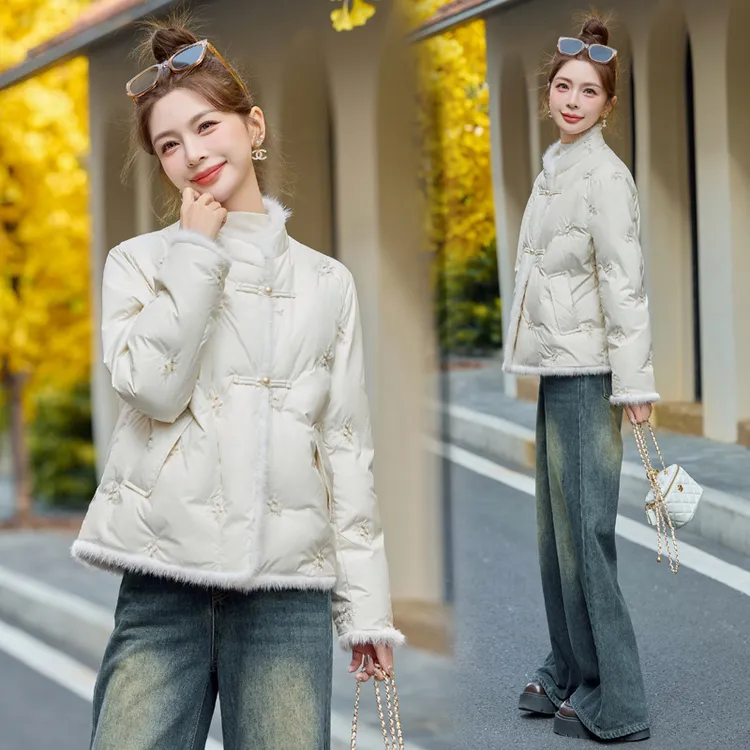 新中式国风刺绣羽绒服女2025年冬季新款水貂毛拼接白鸭绒短款外套
