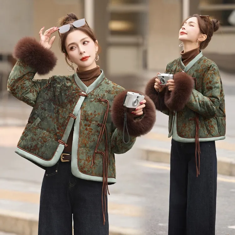 新中式国风提花羽绒服女2025冬季新款复古盘扣拼接白鸭绒短款外套