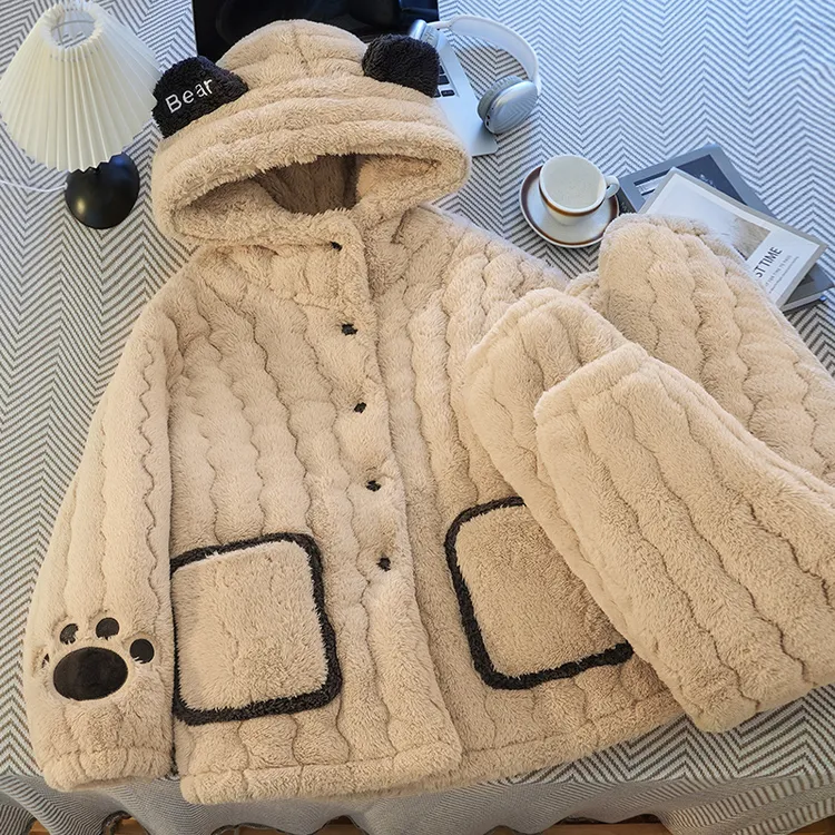 珊瑚绒睡衣女冬加绒加厚2024年新款法兰绒三层夹棉套装大码家居服