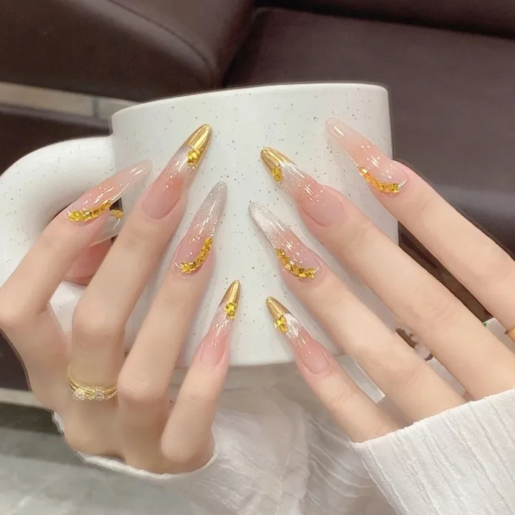 黄金战甲纯手工金色法式冰透猫眼堆钻穿戴甲奢华显白高级感美甲