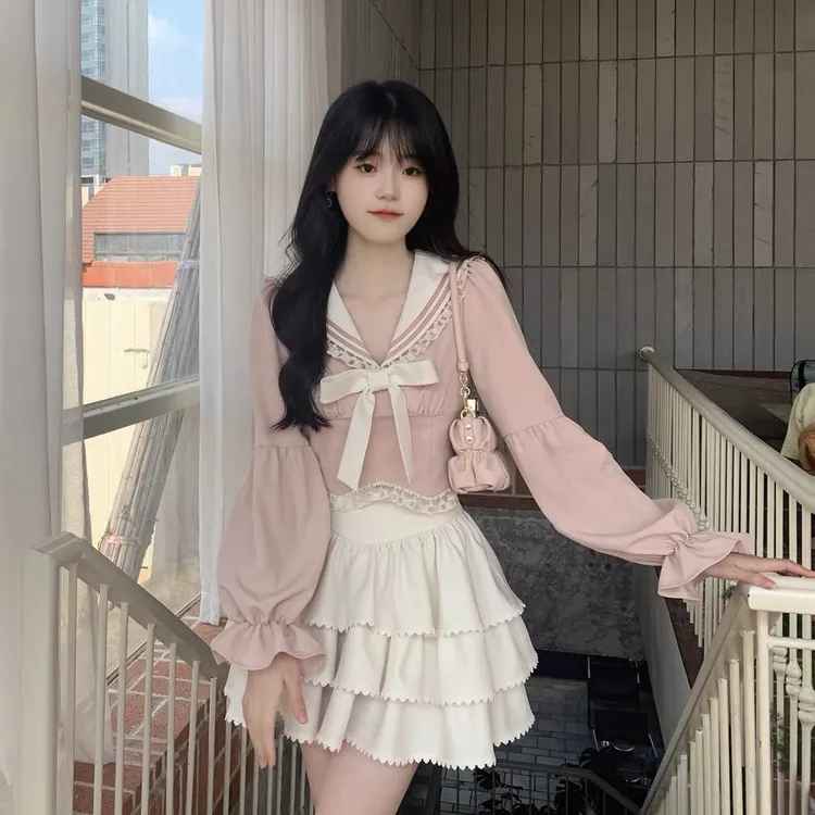 杉原薇蔓 学院风长袖海军领高腰短款上衣➕蛋糕半裙百褶制服日系
