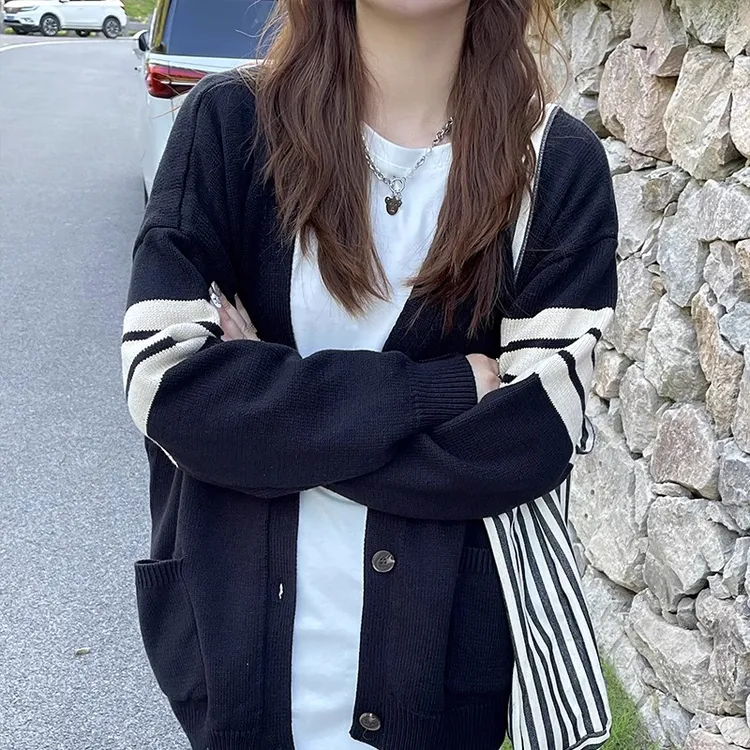 2024新款早秋宽松慵懒风针织毛衣黑色外套女外搭开衫薄款长袖上衣