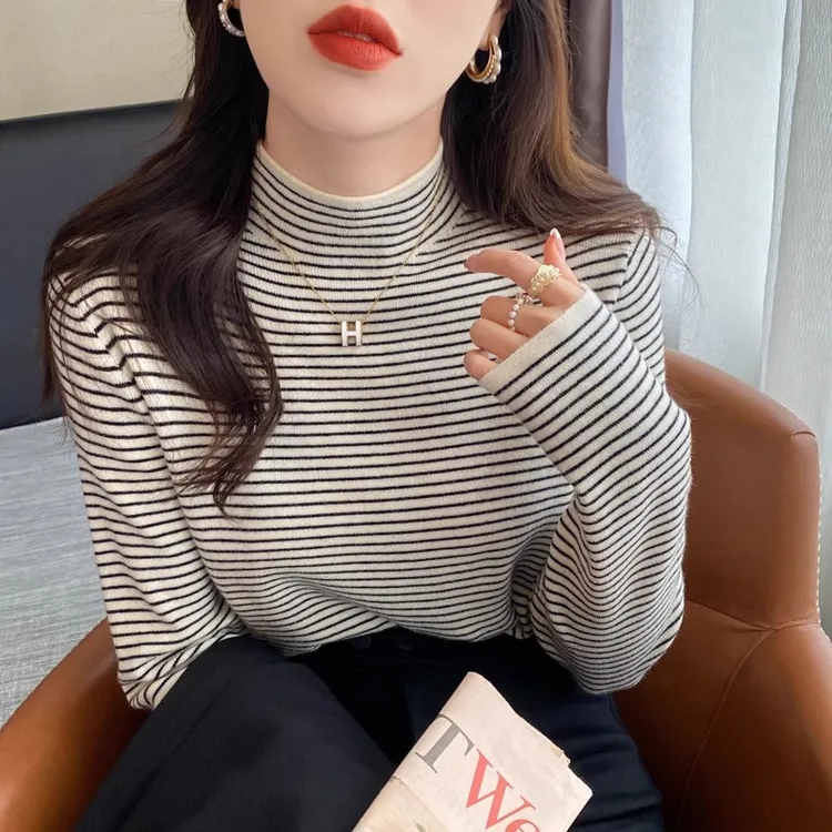 黑白条纹半高领针织打底衫女内搭2025秋冬新款气质毛衣高级感上衣