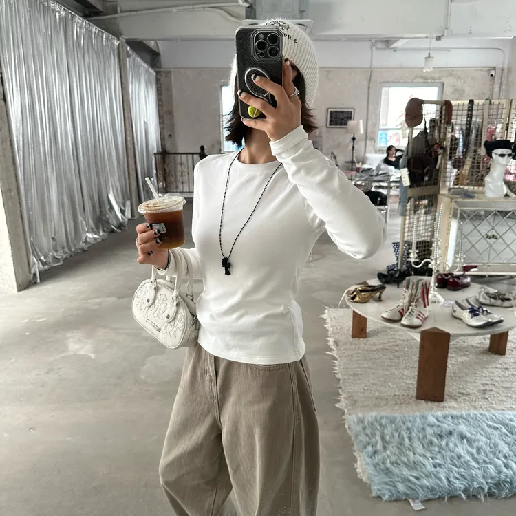 Our2【奶皮正肩T】休闲秋季百搭修身圆领长袖T【Q2485】