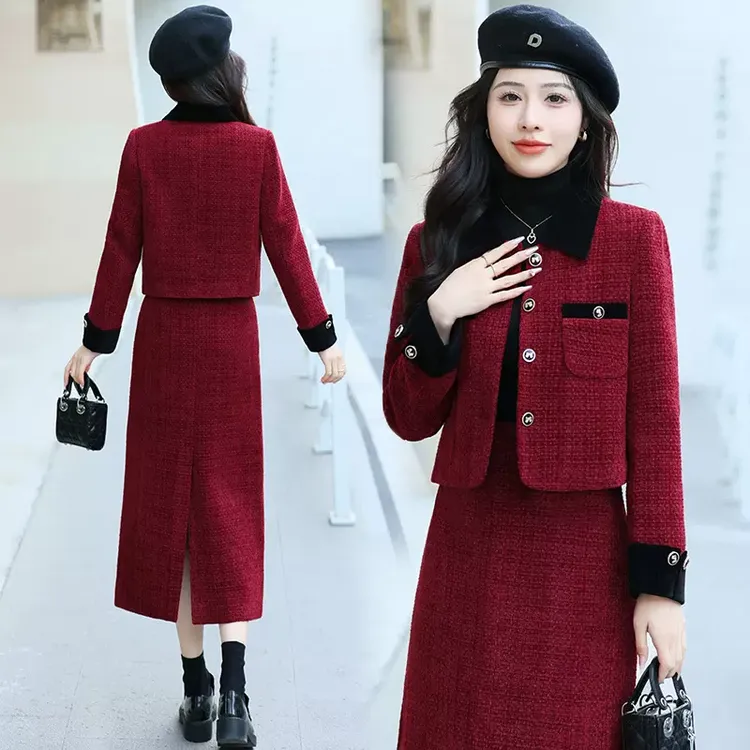时尚加棉加厚休闲连衣裙女装2025年新款秋冬季小个子穿搭裙子