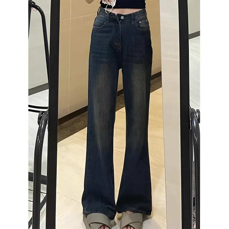 蓝灰色微喇牛仔裤女秋季新款大码高腰宽松显瘦梨型身材马蹄裤子